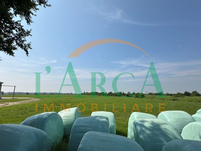 Terreno agricolo in Vendita a Torbole Casaglia, 526'000€, 47000 m²