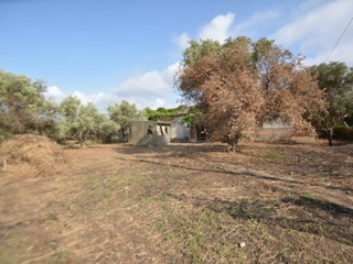 Casa Indipendente in Vendita a Messina, 65'000€, 170 m²