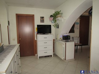 Casa Semi Indipendente in Vendita a Carrara, 150'000€, 75 m²