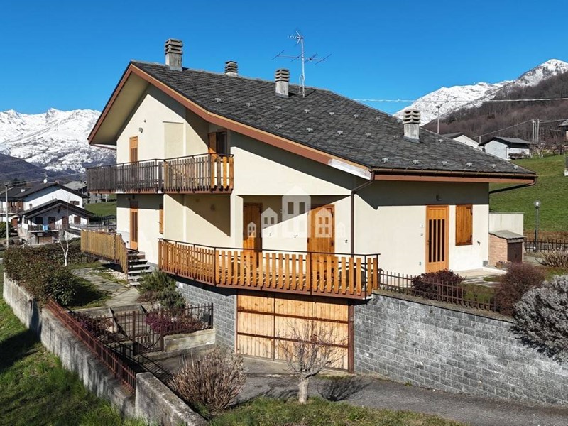 Bilocale in Vendita a Brosso, 38'000€, 31 m², arredato