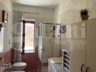 Bilocale in Vendita a Battipaglia, 125'000€, 65 m²