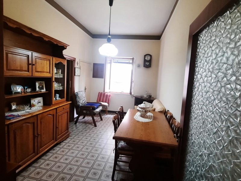 Appartamento in Vendita a Rapolano Terme, 75'000€, 85 m²