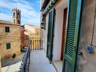 Appartamento in Vendita a Rapolano Terme, 75'000€, 85 m²