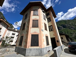 Trilocale in Vendita a Alagna Valsesia, 144'000&euro;, 50 m², arredato