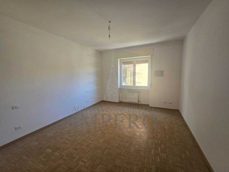 Quadrilocale in Vendita a Vallecrosia, 250'000€, 100 m²