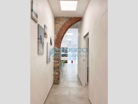 Immobile commerciale in Vendita a La Spezia, 110'000€, 100 m², arredato