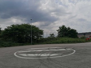 Terreno industriale in Vendita a Casier, 350'000€, 1900 m²