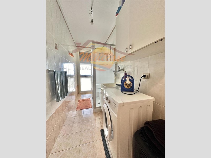 Appartamento in Vendita a Siracusa, zona Floridia, 116'000&euro;, 120 m², con Box