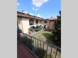 Bilocale in Vendita a Bergamo, 120'000€, 73 m², con Box