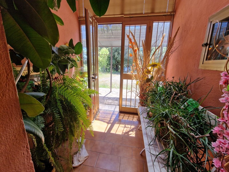 Casa Indipendente in Vendita a Montecchio, 130'000€, 120 m², arredato, con Box