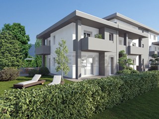 Villetta a schiera in Vendita a Schio, zona Schio, 360'000€, 221 m², con Box