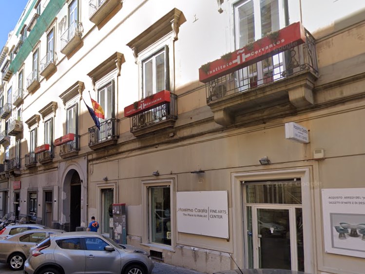 Appartamento in Vendita a Napoli, zona San Ferdinando, 1'150'000€, 150 m², arredato