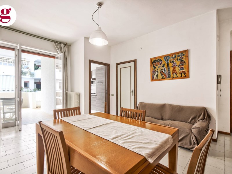 Trilocale in Vendita a Vasto, zona Vasto Marina, 155'000€, 70 m², arredato