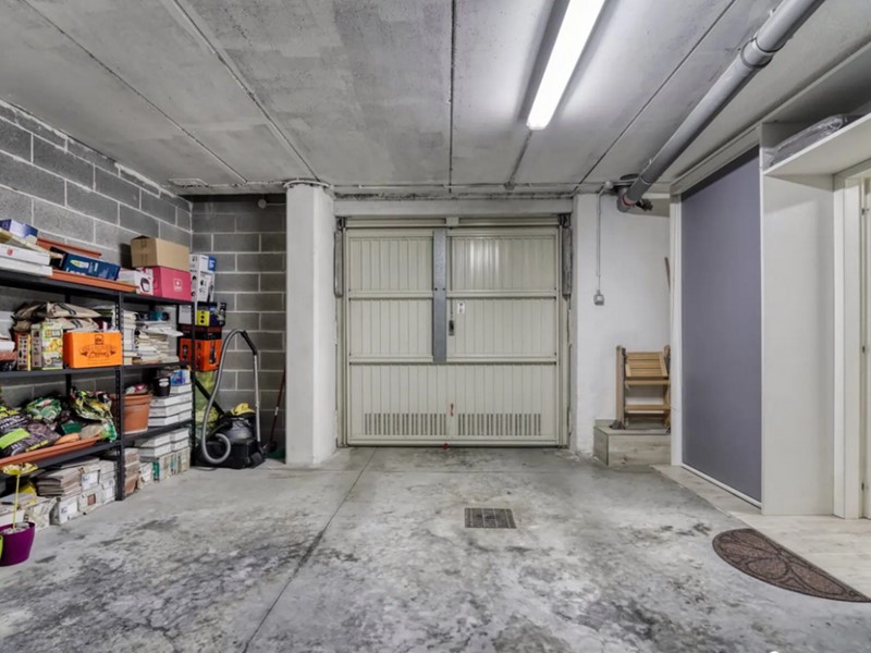 Capannone in Vendita a Carrara, zona Avenza, 750'000€, 480 m²