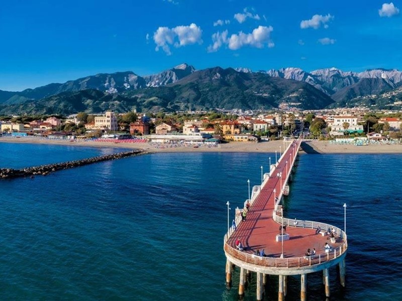Attività commerciale in Vendita a Massa, zona Marina di Massa, 60'000€, 50 m²