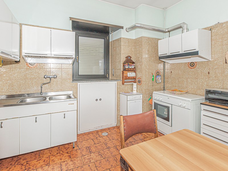 Villa in Vendita a Caselette, 259'000€, 350 m²