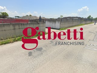 Casale in Affitto a Maddaloni, 2'000€, 2122 m²