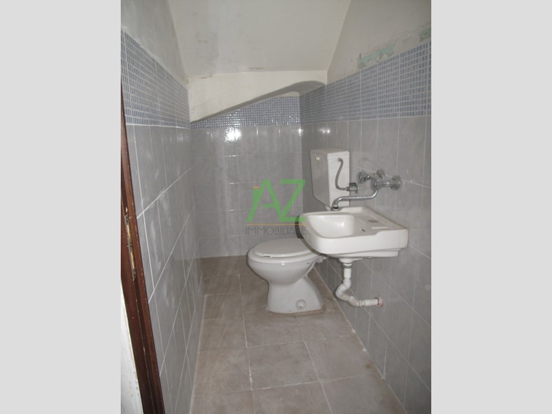 Casa Indipendente in Vendita a Motta Sant'Anastasia, zona Centro, 33'000€, 90 m²