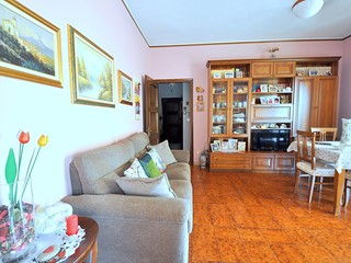 Appartamento in Vendita a Inveruno, 157'000€, 130 m²