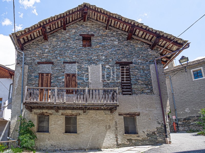 Rustico in Vendita a Cogne, 319'000&euro;, 213 m²
