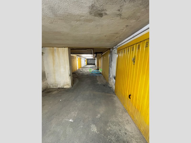 Box in Vendita a Andora, zona Marina Di Andora, 22'000€, 17 m², con Box