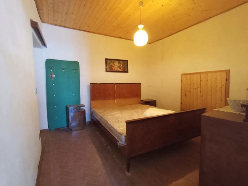 Casa Indipendente in Vendita a Castel di Casio, 41'000€, 70 m²