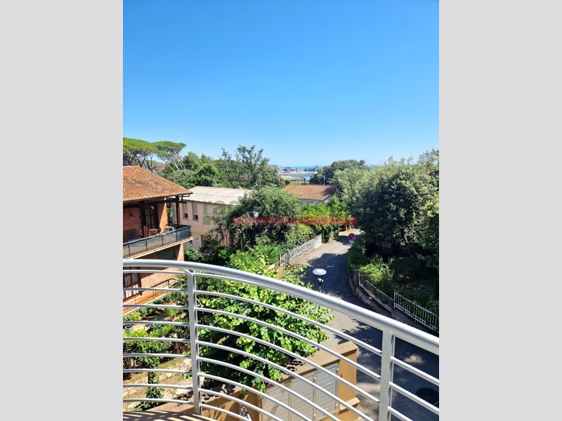 Bilocale in Vendita a Rosignano Marittimo, zona Castiglioncello, 320'000€, 57 m², arredato