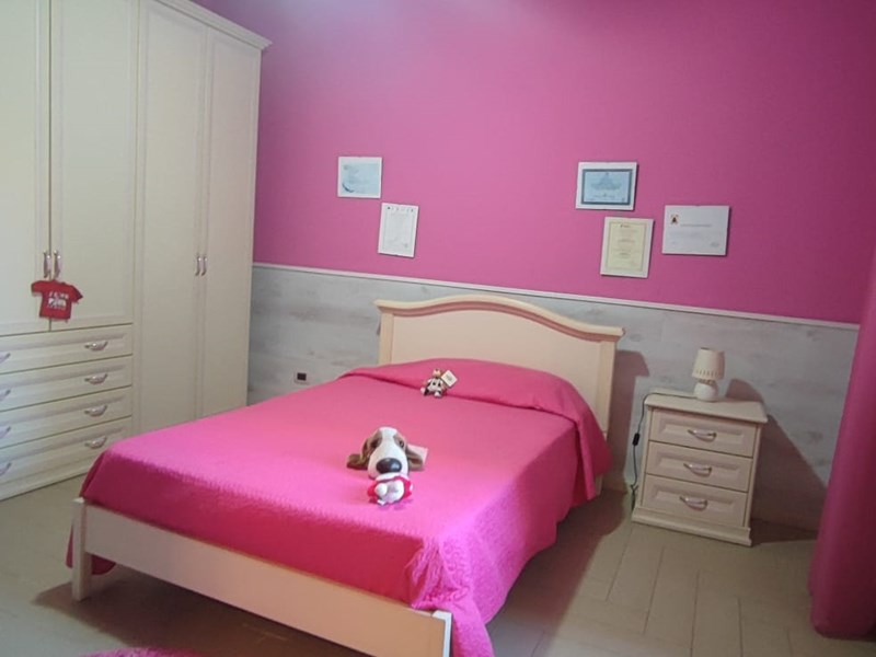 Appartamento in Vendita a Valverde, zona Centrale, 165'000€, 146 m²