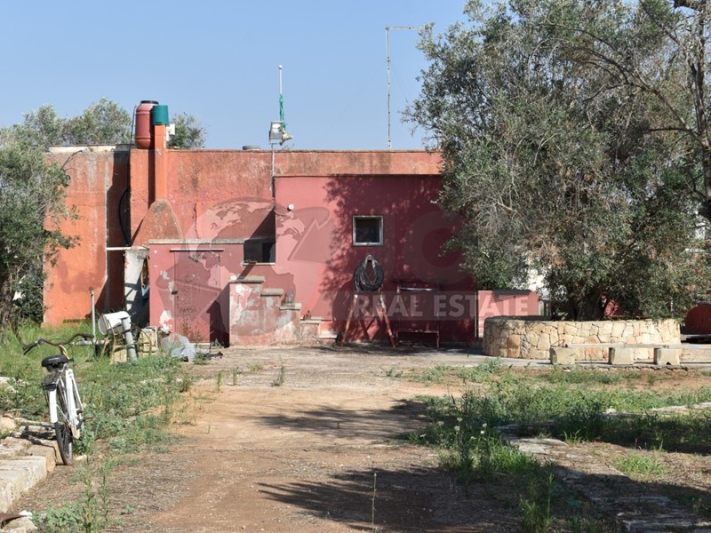 Casa Indipendente in Vendita a Copertino, 70'000€, 70 m²