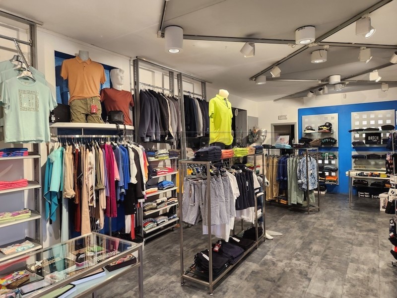 Attività commerciale in Vendita a Santa Maria a Monte, 43'000€, 150 m²