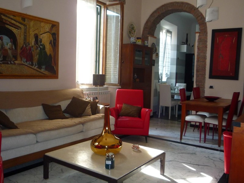 Quadrilocale in Vendita a Carrara, 180'000€, 100 m²