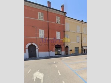 Immobile commerciale in Vendita a Cesena, zona Centro cittÃ, 175'000€, 90 m²