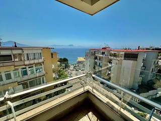 Quadrilocale in Vendita a Napoli, zona Posillipo, 950'000€, 120 m²