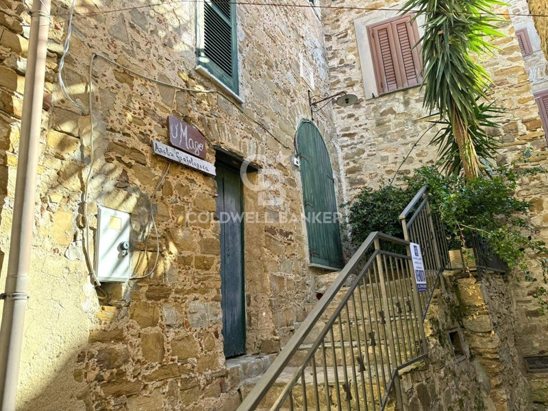 Quadrilocale in Vendita a Castellabate, 98'000€, 130 m²