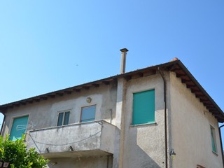 Villa bifamiliare in Vendita a San Giuliano Terme, zona Pontasserchio, 245'000€, 115 m², con Box
