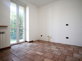 Quadrilocale in Vendita a Rescaldina, 260'000€, 165 m²