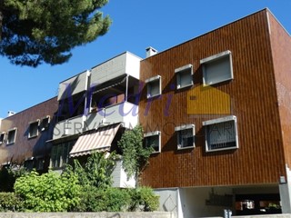 Appartamento in Vendita a Cesena, zona Fiorita, 250'000€, 145 m², con Box