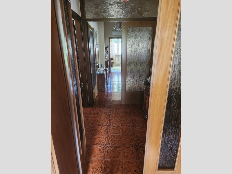 Casa Indipendente in Vendita a Santa Maria a Monte, zona Ponticelli, 390'000€, 400 m², con Box