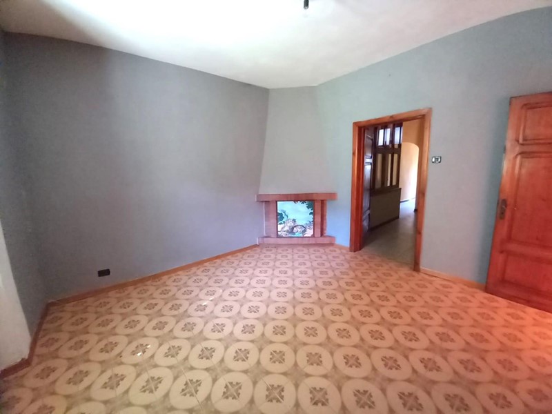 Casa Indipendente in Vendita a Villa Basilica, 50'000€, 80 m²