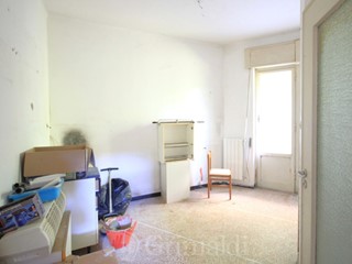 Quadrilocale in Vendita a Genova, 49'000€, 68 m²