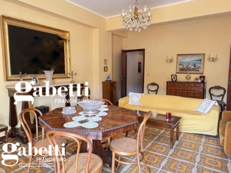 Quadrilocale in Vendita a Patti, 120'000€, 130 m²