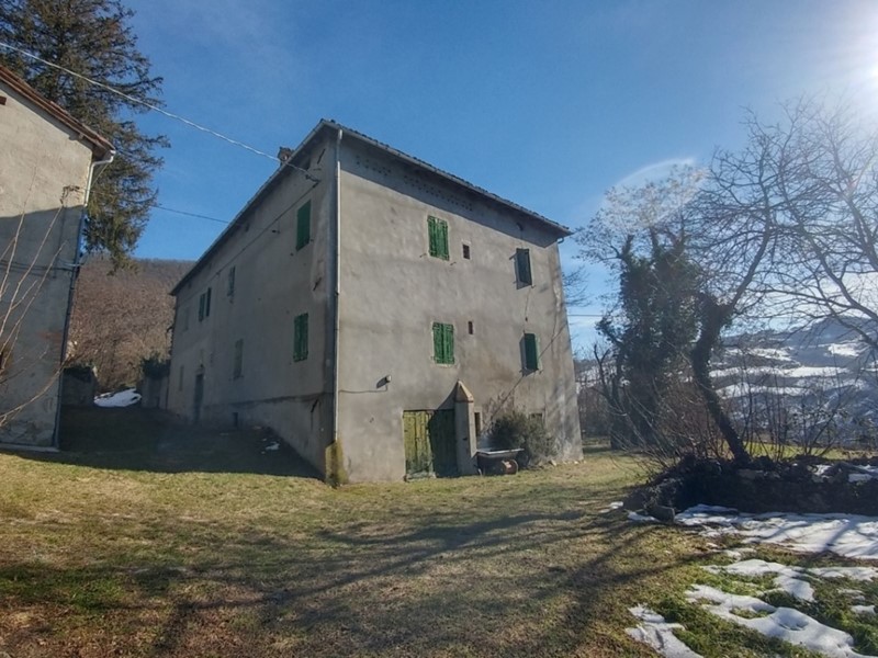 Casa Indipendente in Vendita a Zocca, 180'000€, 713 m²
