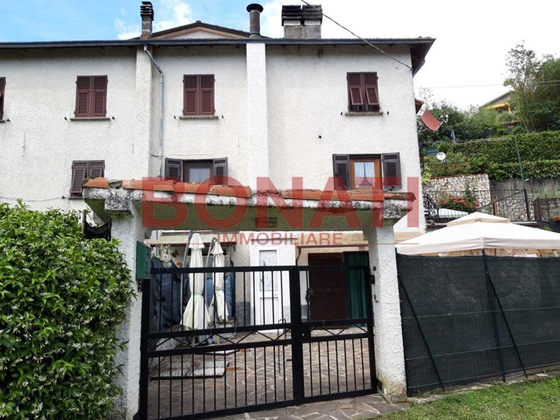 Casa Semi Indipendente in Vendita a Calice al Cornoviglio, zona Usurana, 148'000€, 115 m², arredato