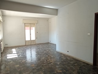 Appartamento in Vendita a Ragusa, 85'000&euro;, 145 m²