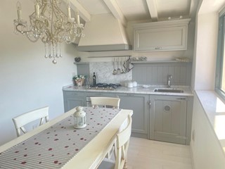 Attico in Vendita a Massa, 170'000€, 72 m²