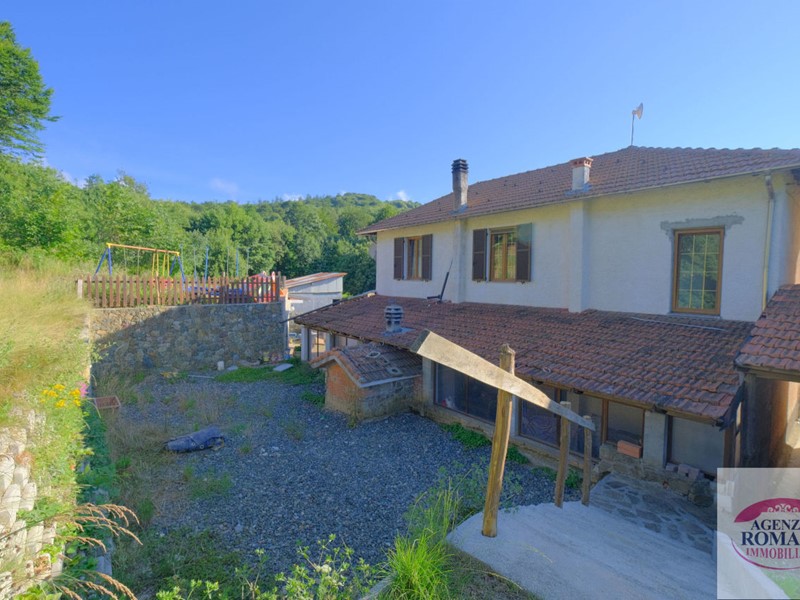 Casa Indipendente in Vendita a Dego, 145'000€, 170 m², con Box