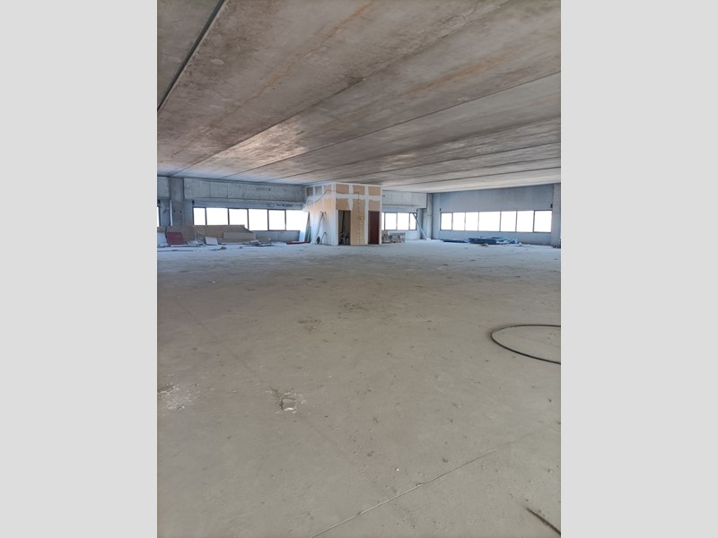 Immobile commerciale in Affitto a Martinsicuro, 1'200&euro;, 300 m²
