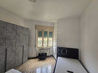 Quadrilocale in Vendita a Ventimiglia, zona Centro, 250'000€, 90 m²