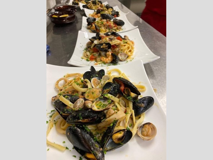 Attività commerciale in Vendita a Orbassano, 95'000€, 150 m²