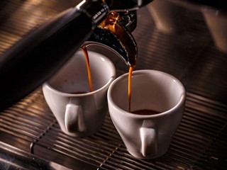 Attività commerciale in Vendita a Siena, 230'000€, 100 m²